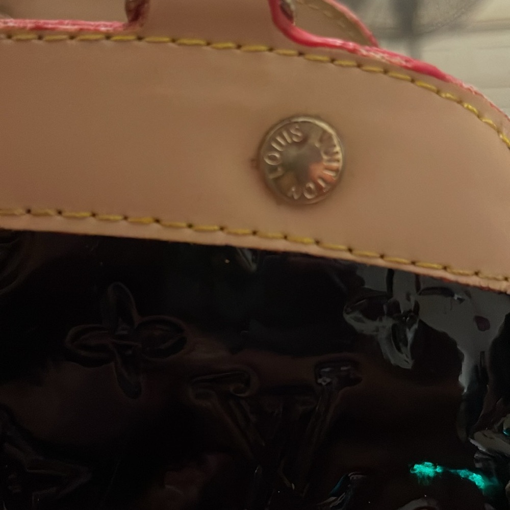 Cartera LV usada pero se conserva !